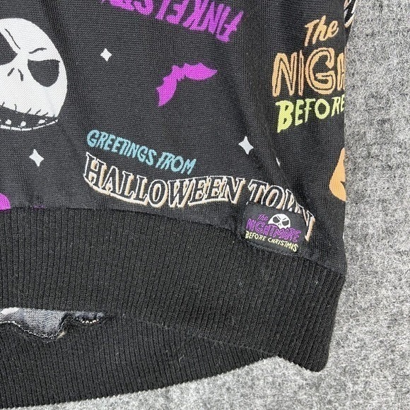 Nightmare Before Christmas Pajama Top Womens S Disney Cozycore Sleepwear - Picture 6 of 11
